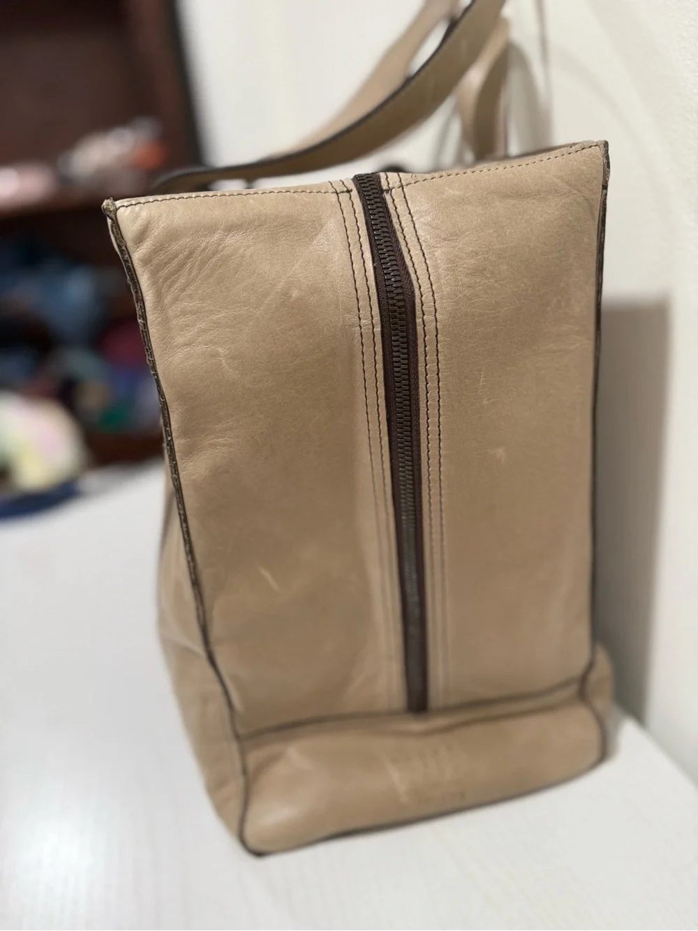 Men's Leather Duffel Tote in Taupe - Classic Everyday Carry